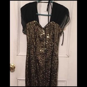 ⭐️ fun! Gold and black formal sequins evening gown